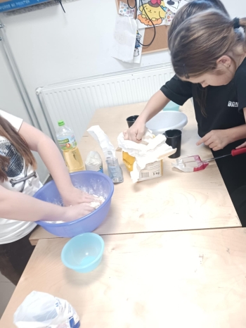 c754ba7f-4432-4995-9007-d179f9187da7