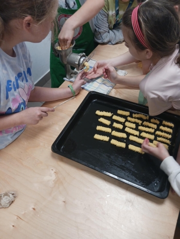 0aaad92c-6c72-4022-98cd-a912e4a6ce98