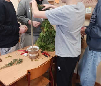 8ce9e45e-a6ac-40f8-81b1-073775e54d5d