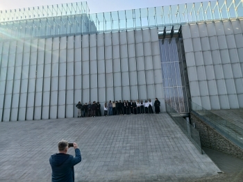 b875eb60-0f68-4d6a-9f5d-fa80022a18a0