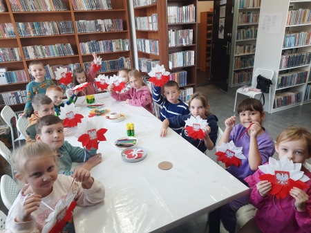 Warsztaty w Gminnej Bibliotece w Krasieninie