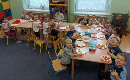 Światowy Dzień Owoców i Warzyw w grupie Słoneczka